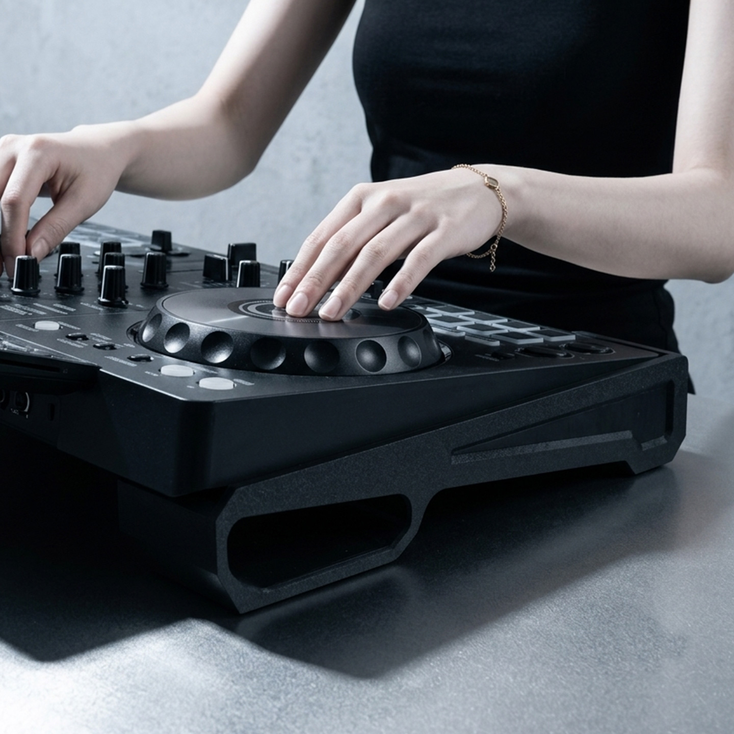 Penyangga Pengontrol DJ untuk  - Dj Turntable Direct Drive ulasan dan harga